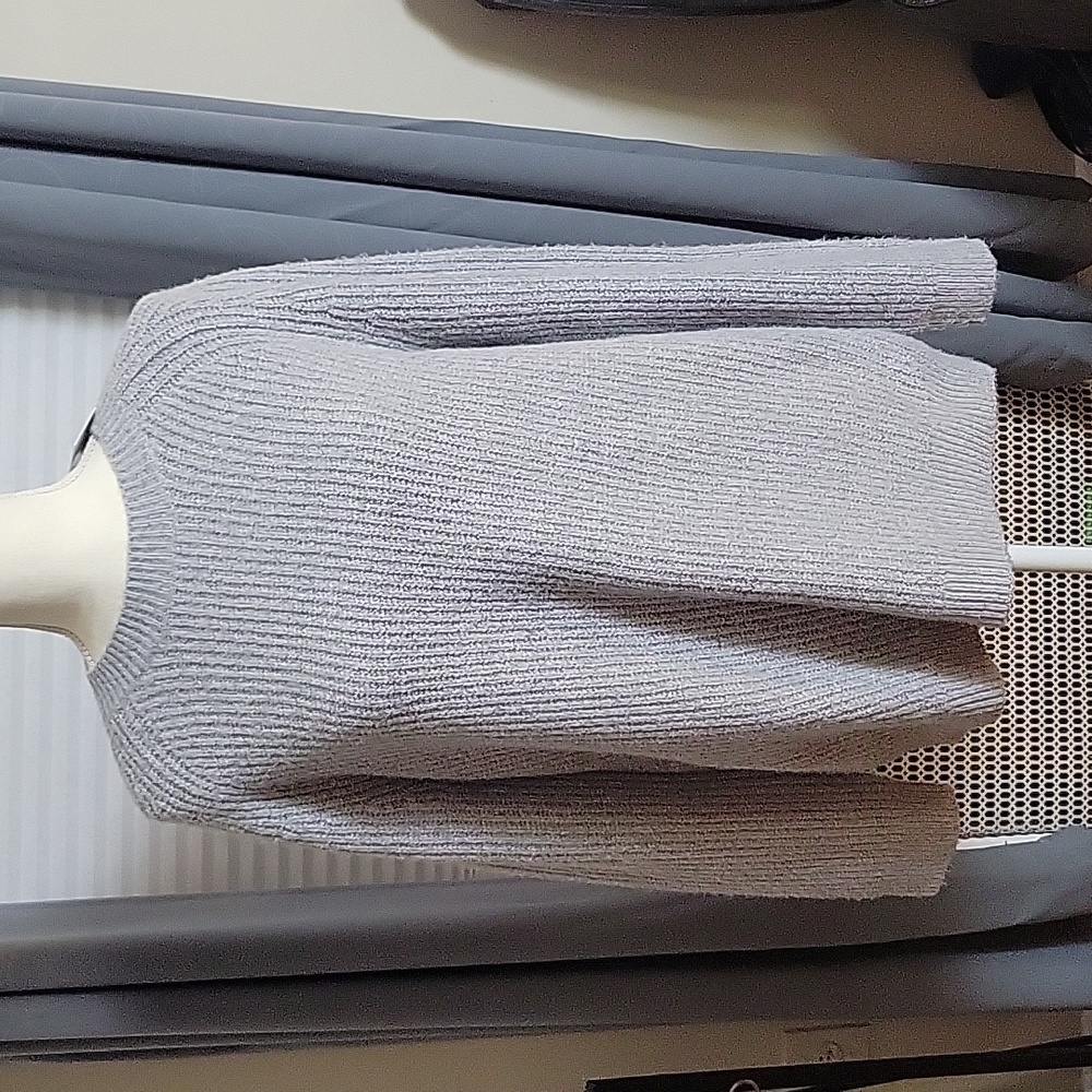 NWT BP gray ribbed crewneck sweater sz Small